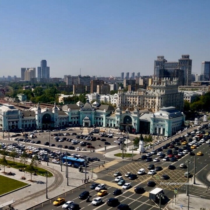 Летом в Москве поспокойнее, но с наступлением осени всё начнётся по новой! 
