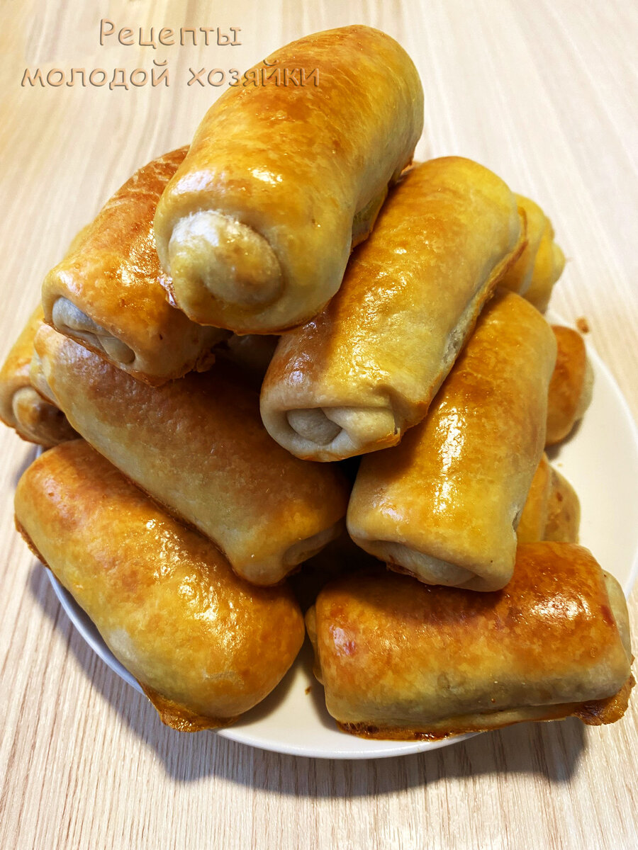 Если захотелось пирожков с мясом, а времени мало , то готовлю по этому рецепту, берите на вооружение