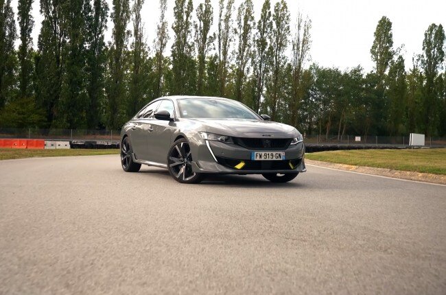 Peugeot 508 PSE вид спереди
