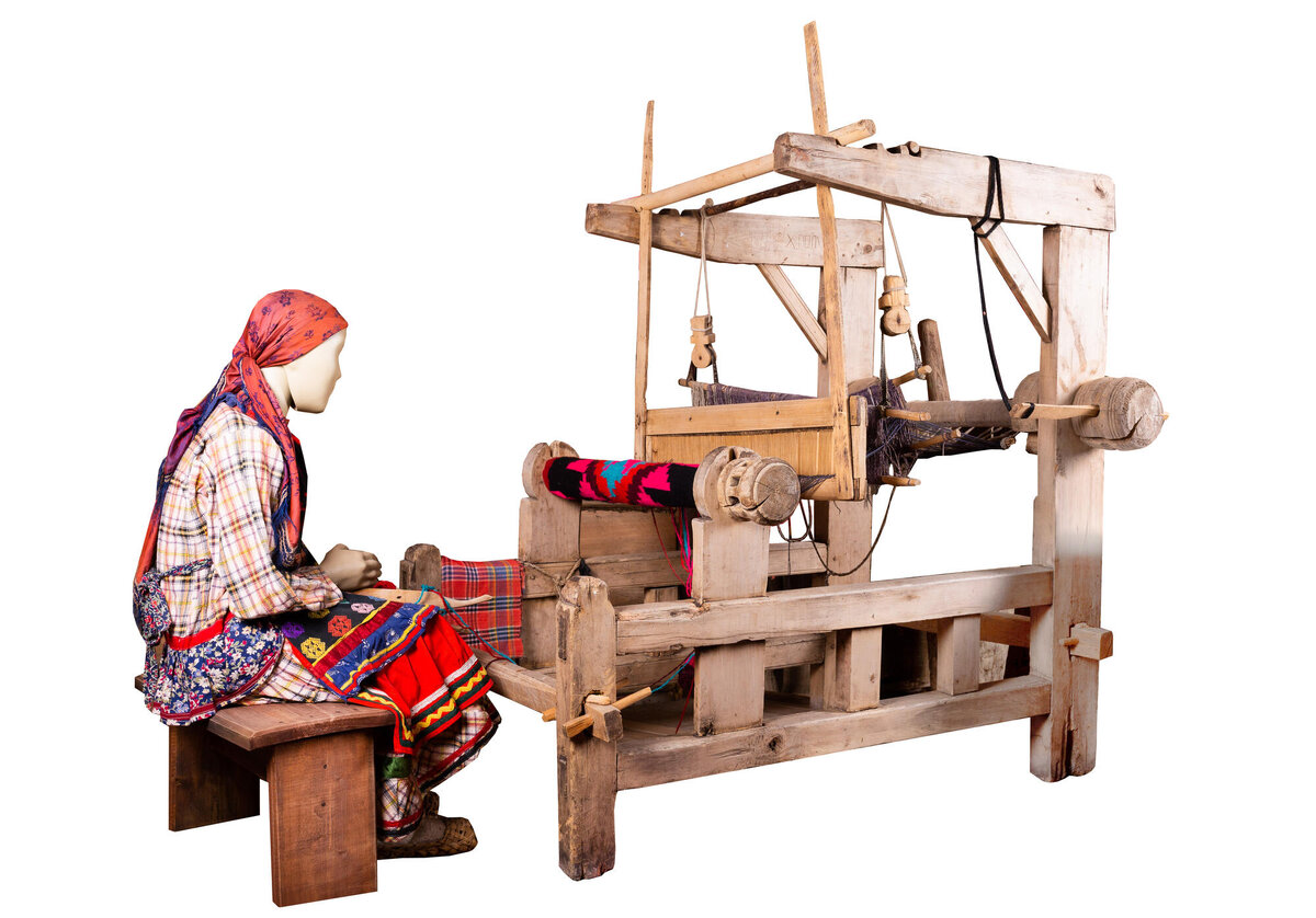 Ткацкий станок, изготовленный в начале ХХ века