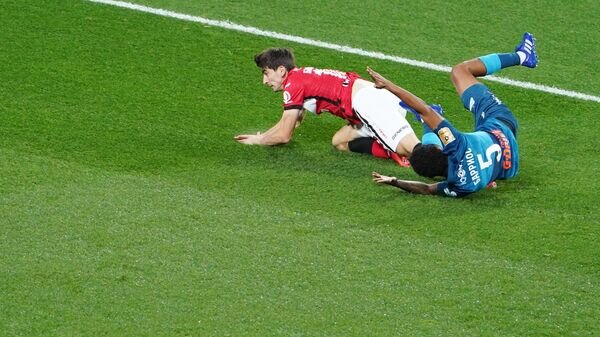    Зелимхан Бакаев и Вильмар Барриос© РИА Новости / Александр Вильф