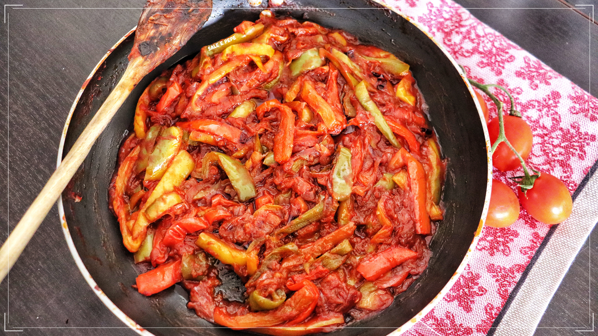 Пеппероната из болгарского перца. Это блюдо может быть закуской, соусом к  пасте или основным блюдом | Sale e pepe | Дзен