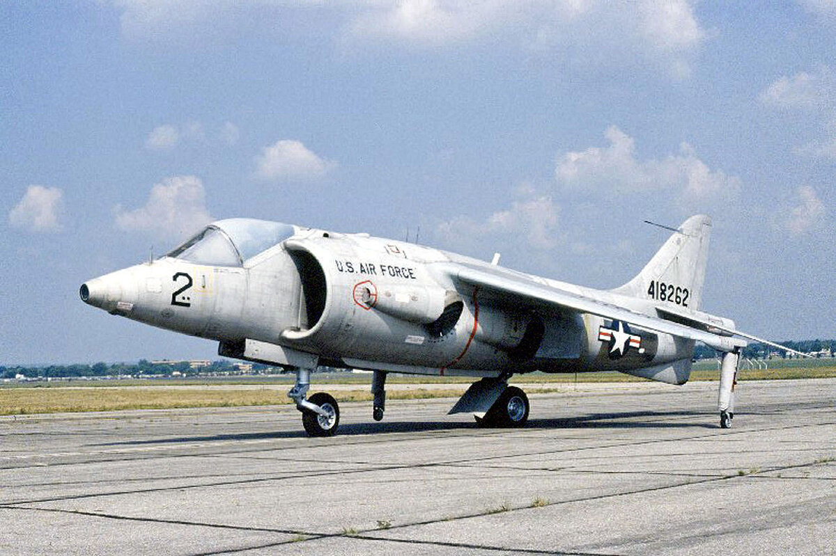 Hawker Siddeley XV-6A Kestrel в поздней маркировке USAF 