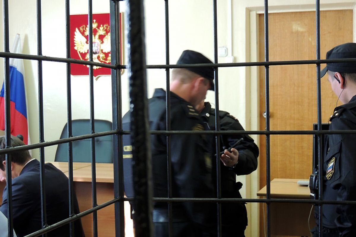    Совет Федерации одобрил закон об ужесточении наказания за пытки