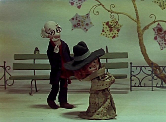 Кадр из фильма "Про Петрушку" взят для иллюстрации из Яндекс Картинки.  