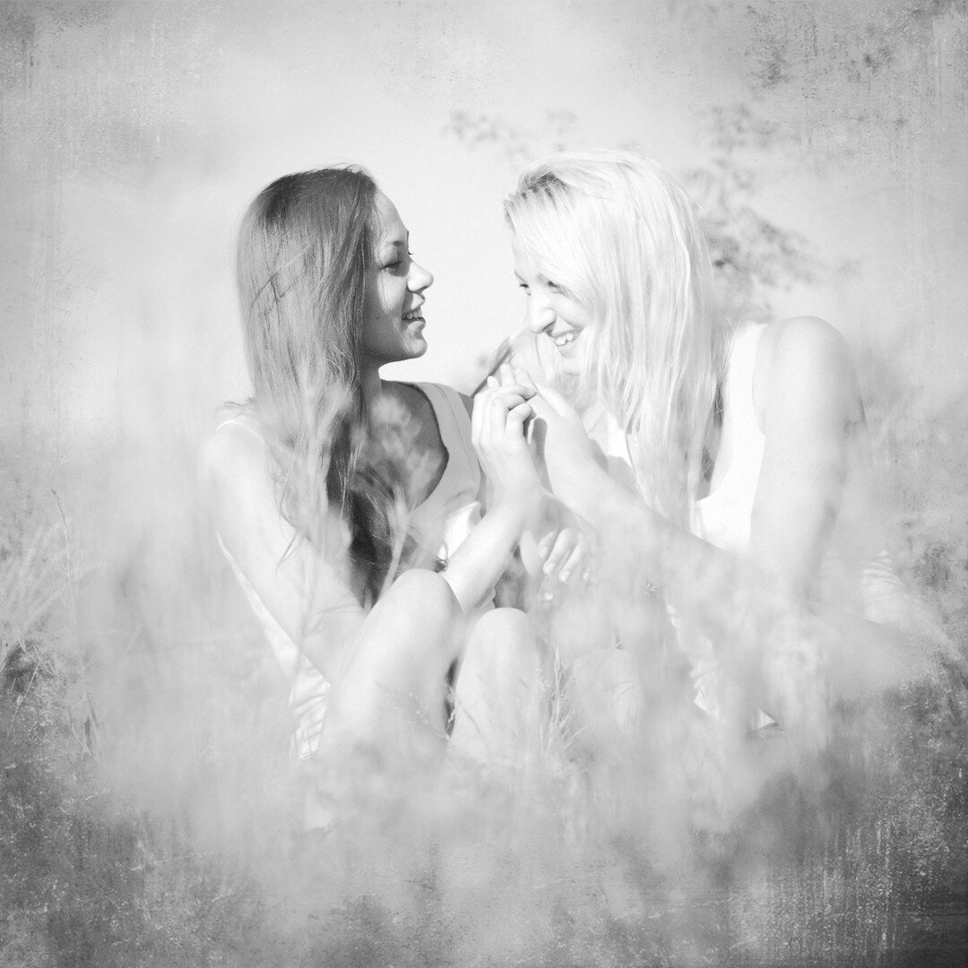 настоящие друзья картинки. подруга бывает одна. подруга жизни. рыбалка афоризмы высказывания. дружба это счастье.