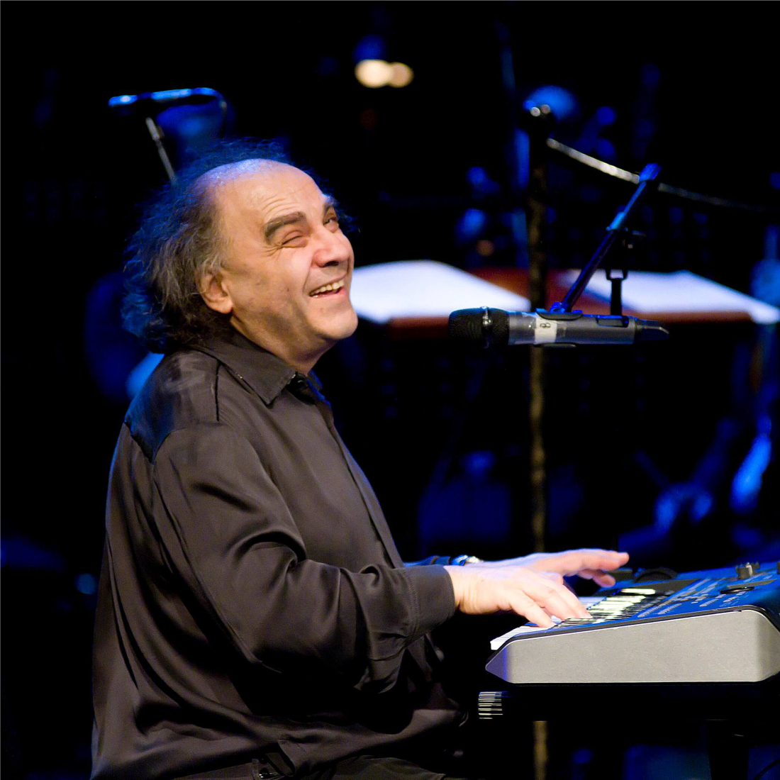 Сергей Манукян и его группа