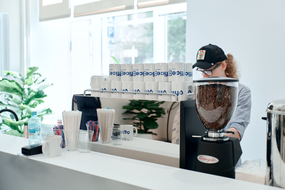 But first #coffee / www.officeless.ru