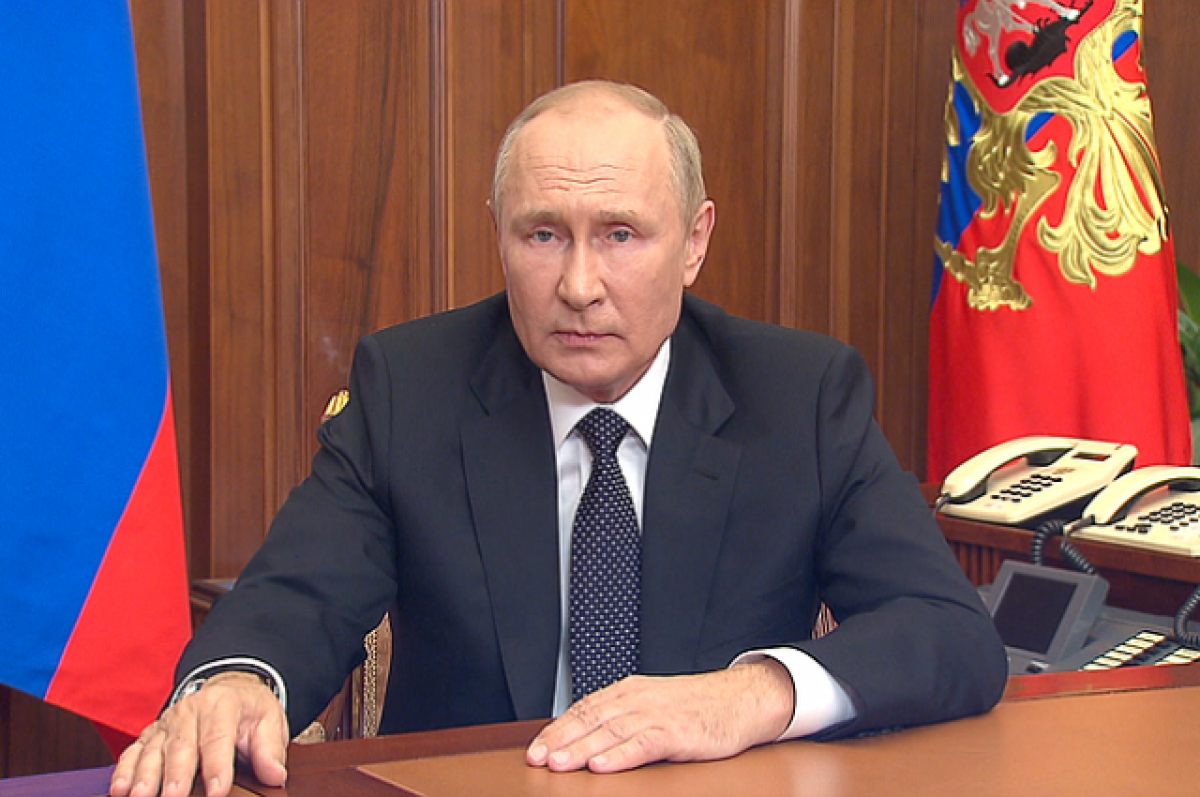    Путин разрешил командующим вручать от его имени госнаграды на передовой