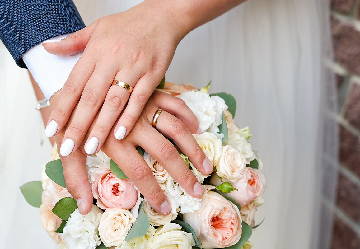     Все в белом: 20 лет супружества — «фарфоровая свадьба», как ее отмечать