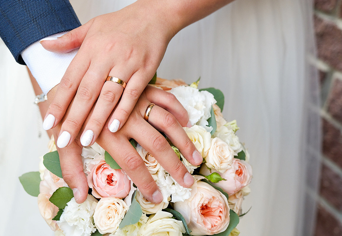     Все в белом: 20 лет супружества — «фарфоровая свадьба», как ее отмечать