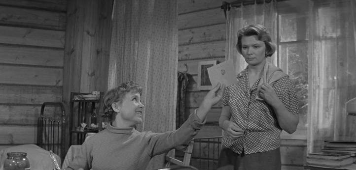 Кадр из фильма "Девчата"