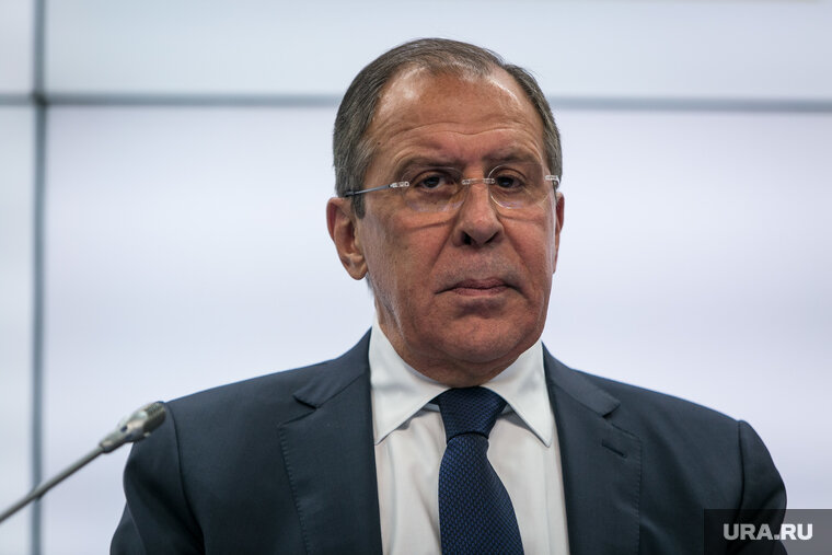    Россия примет военные меры на границе со Швецией и Финляндией, заявил Сергей Лавров