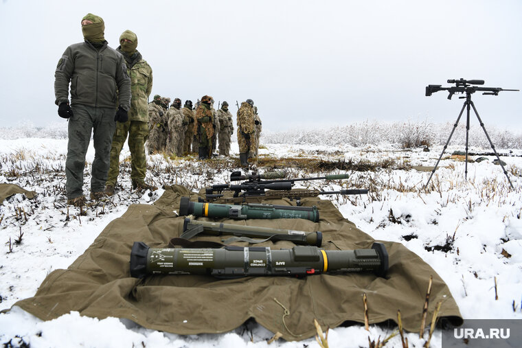    У ВСУ осталось около 150 тысяч солдат на южном направлении, заявил Дуглас Макгрегор