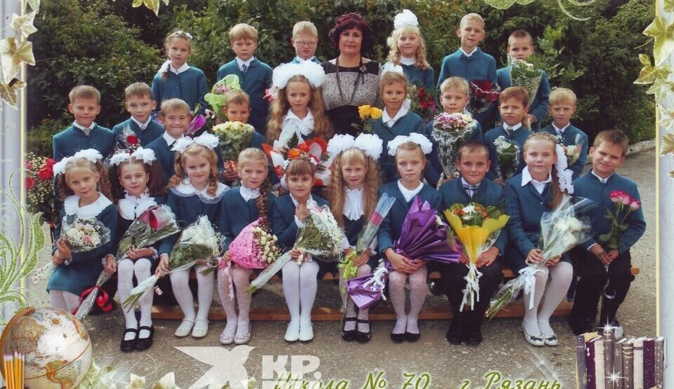    2 «А» класс, школа №70, 2012 год. Саша Трусова в первом ряду четвертая слева. Фото: КП-Рязань.