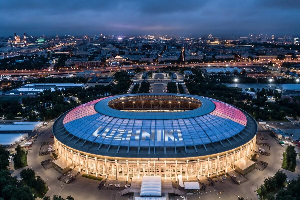футбольные стадионы москвы