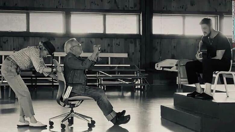 Фото со съёмок клипа