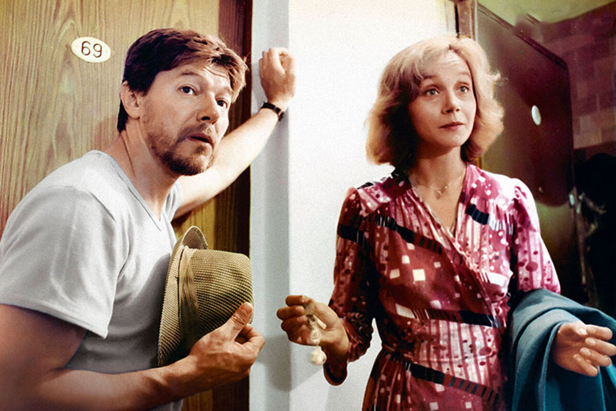 Кадр из фильма «Одинокая женщина желает познакомиться»  