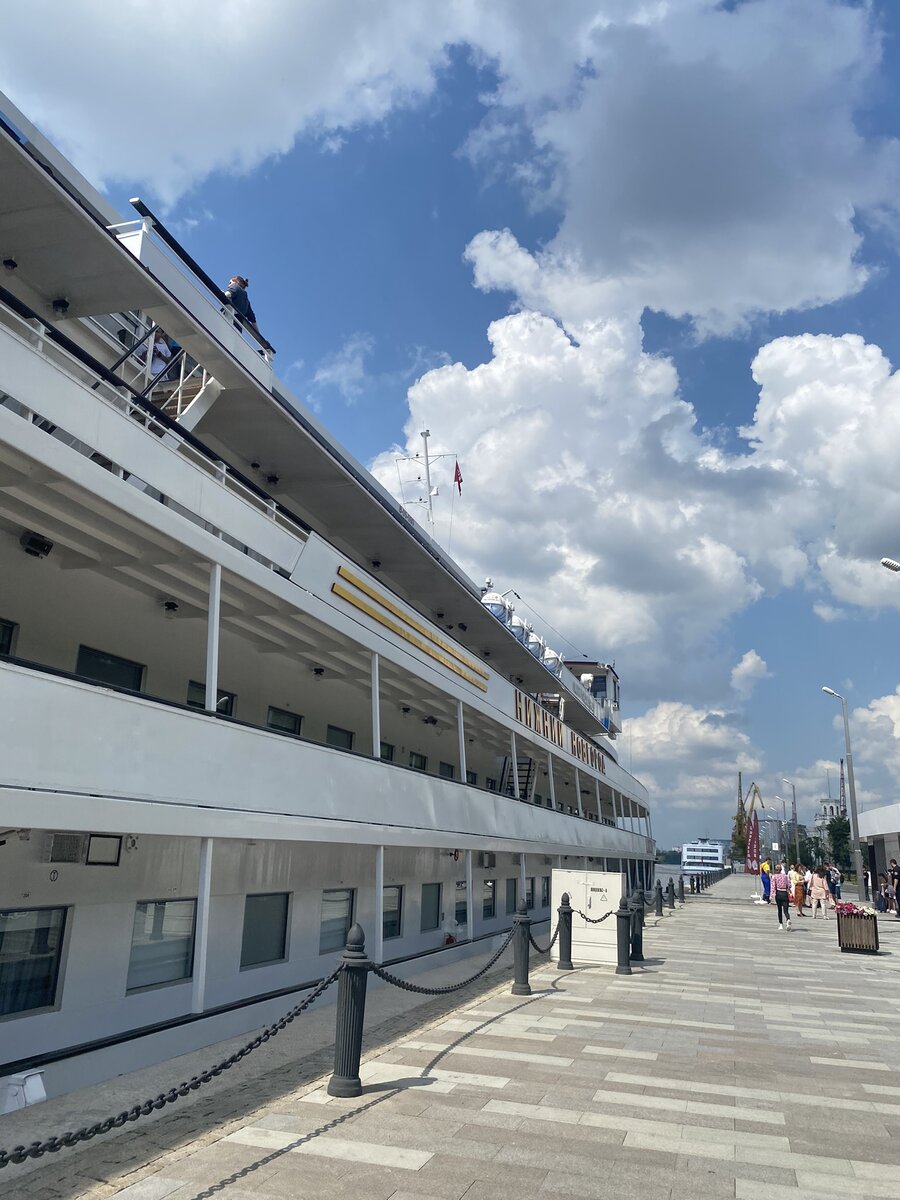 Теплоход Нижний Новгород. Фото автора.