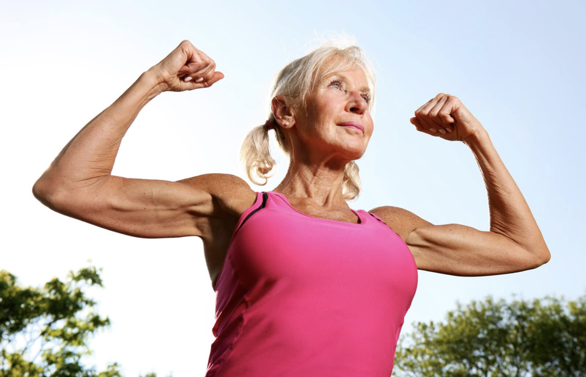 Пожилые спортсменки. Спортивные люди. Спортивные люди в возрасте. Спортивные женщины в возрасте. Фитнес в возрасте.