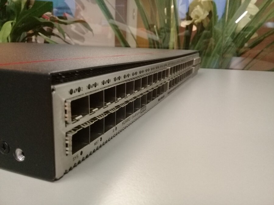 CloudEngine 6865E-48S8CQ