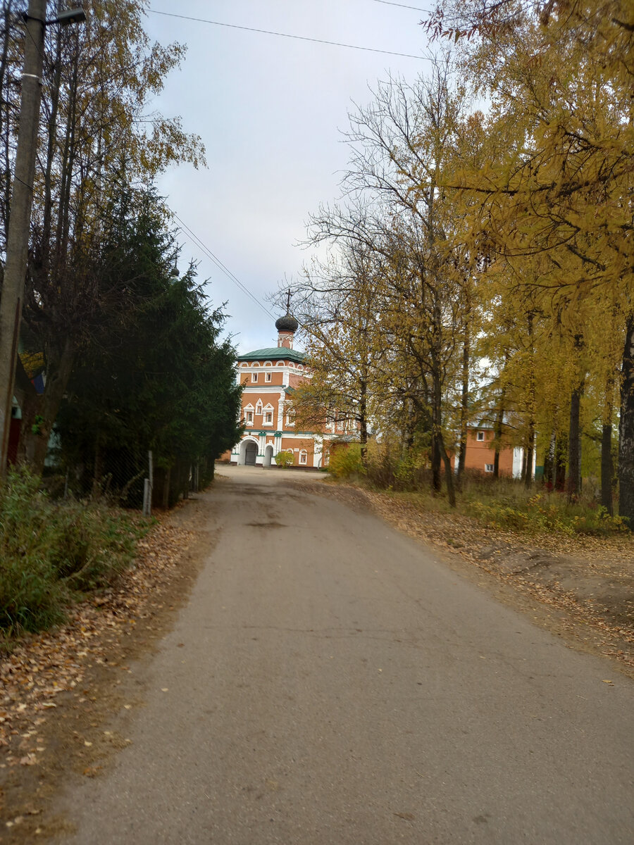 Фото автора, а это современный вид