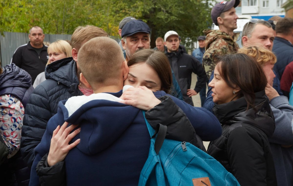 Мобилизация последние новости. Призыв мобилизация. Российская молодежь. Рощинский мобилизация.