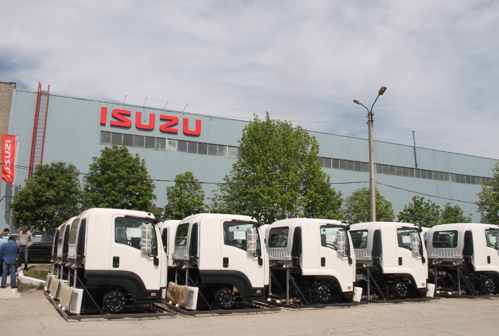     Isuzu отказалась от господдержки, но из России пока не уходит Фото: www.autocar.ge
