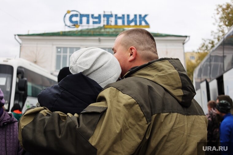    По словам Собянина, одна из мер поддержи государством жен мобилизованных — помощь в поиске работы