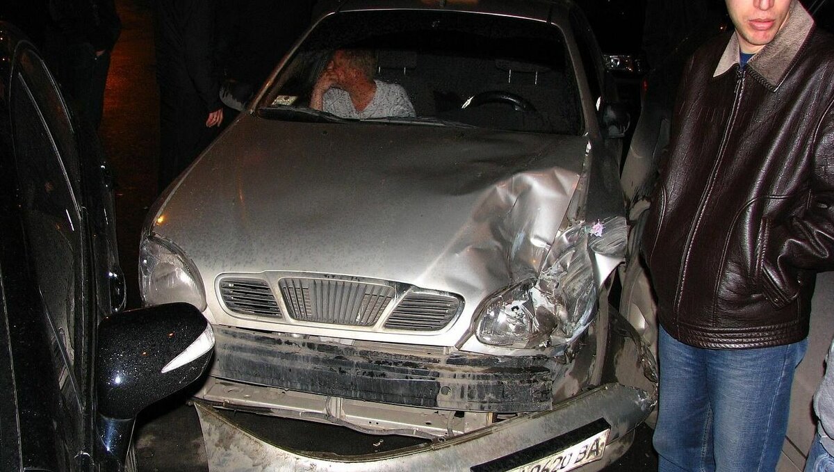     В Ростове-на-Дону из-за произошедшей аварии оказалось сильно затруднено движение по Текучевскому мосту, говорится в сервисе «Яндекс.Карты».