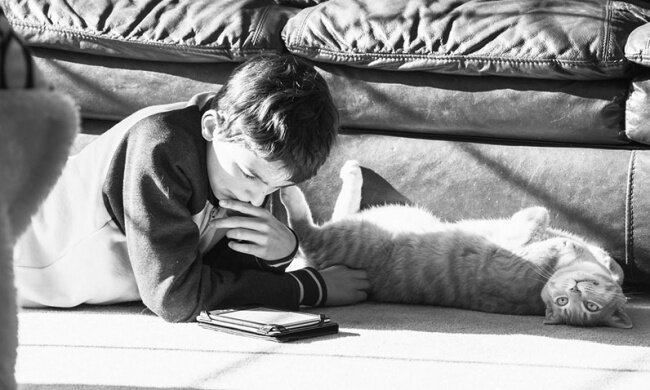 Читающий ребенок - в половину меньше усилий для воспитания.