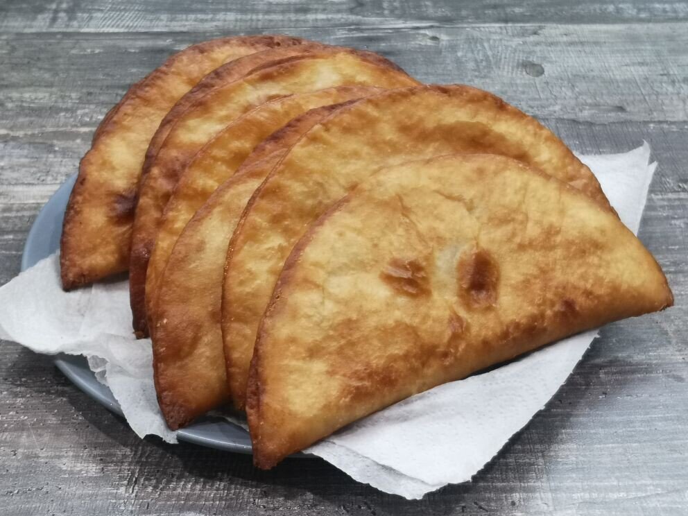 Как приготовить чебуреки из лаваша: лучший рецепт и секреты