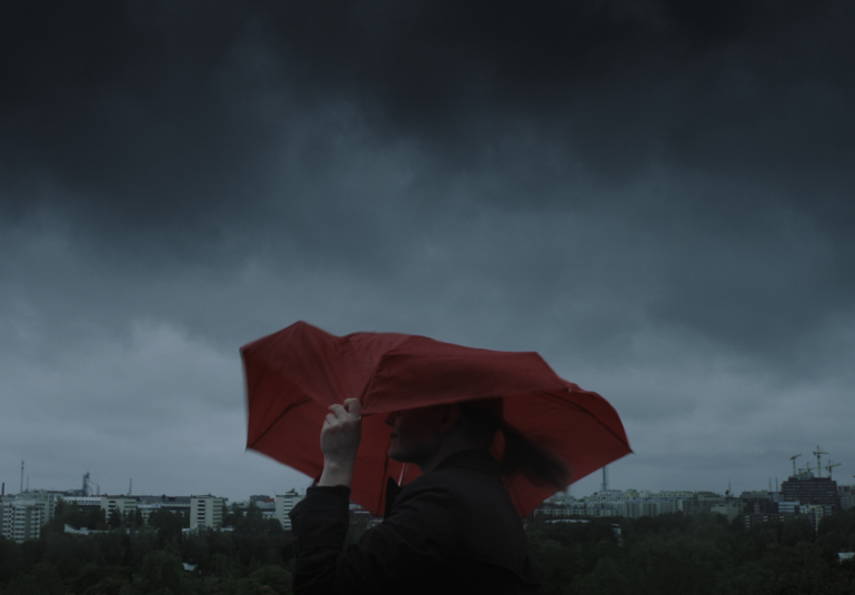 Кадр из фильма "Как убить облака"