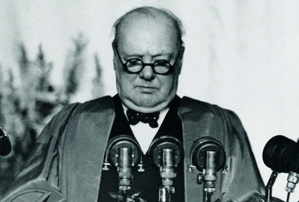 5 марта 1946 года Черчилль, выпив в Фултоне коньячку и выкурив сигару, призвал коллективный Запад к холодной войне против СССР. 