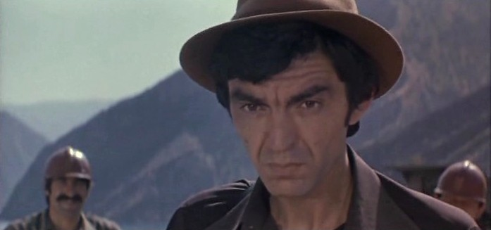 Кадр из фильма "А счастье рядом" взят для иллюстрации из Яндекс Картинки.