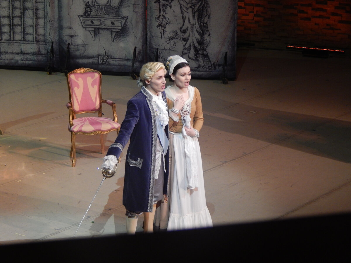 К.Тихонов и Ц.Омельчук
