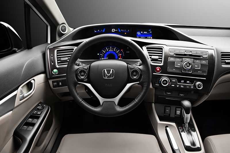 Honda Civic IX интерьер.