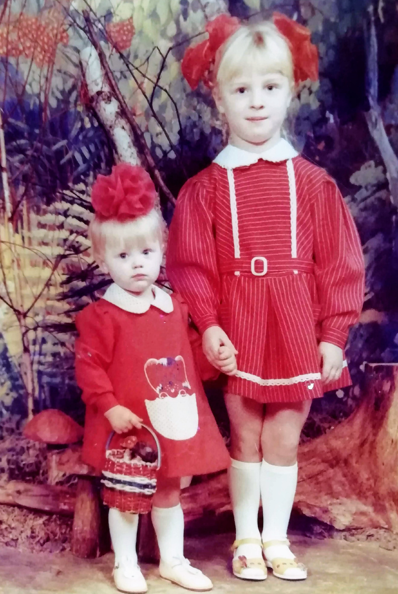 С сестренкой Женей