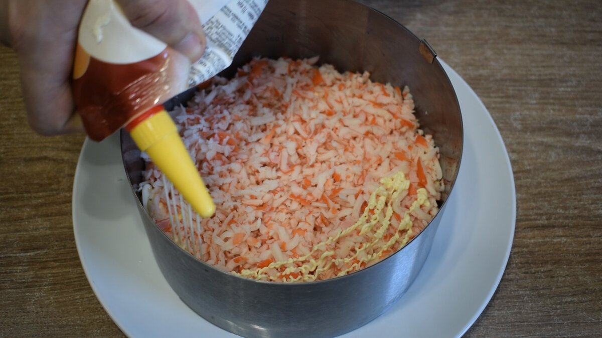 Салат из капусты, горошка и колбасы - пошаговый рецепт с фото на азинский.рф