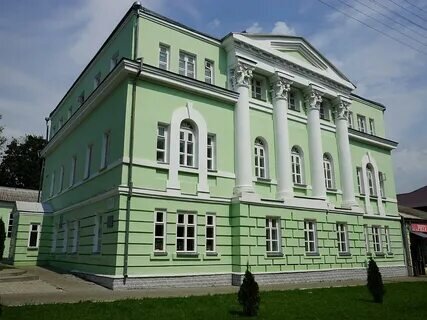 Дом - музей им. Г.В.Свиридова г.Фатеж Курской области - здесь жил Свиридов Г.В. /фото из источников интернета/