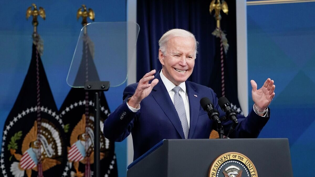 Президент США Джо Байден во время пресс-конференции в Белом доме, посвященной мерам по борьбе с инфляцией в США© AP Photo / Manuel Balce Ceneta
