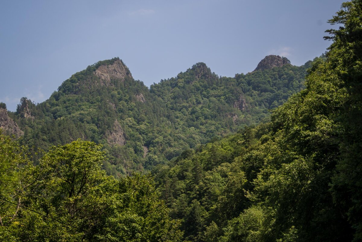 Вид на Трезубец 