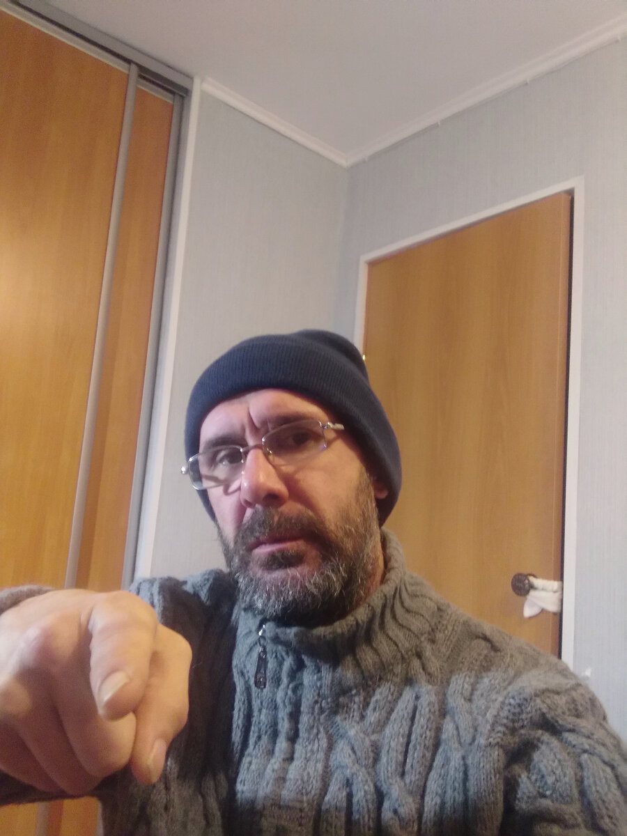 Тебя, тебя, не прячься