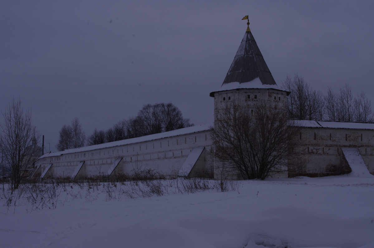 Так выглядели стены сто тороны. 