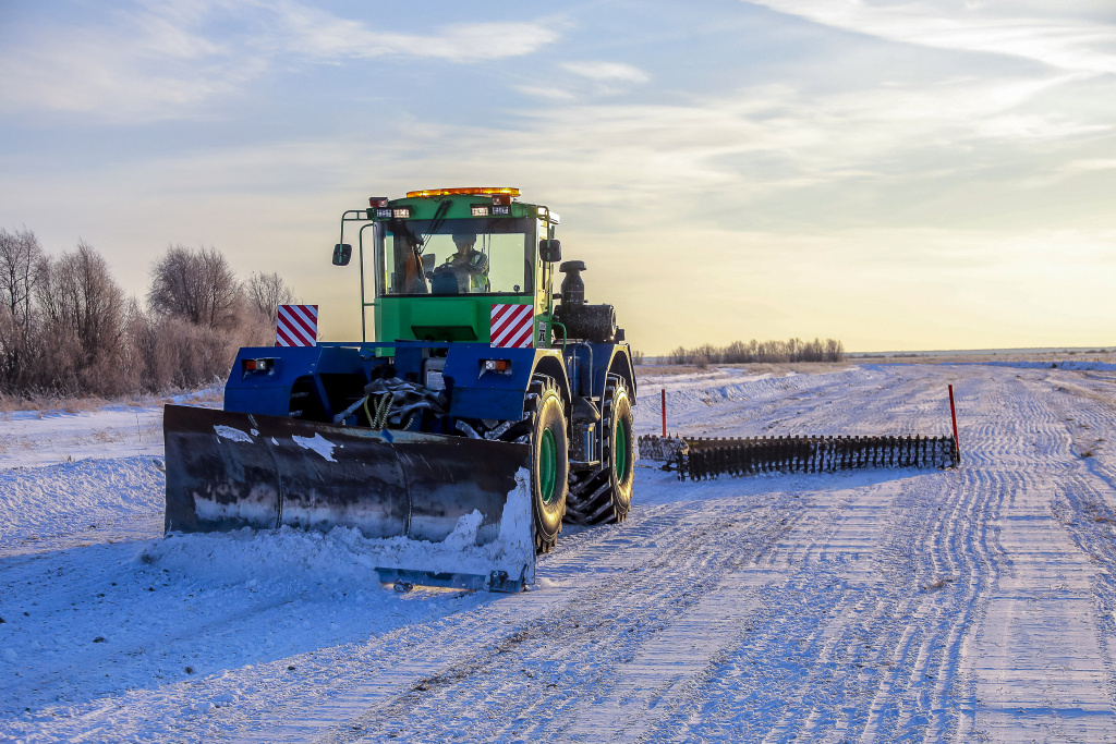    Ледниковый сезон: зимники открываются