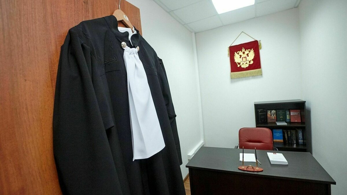     Президент России Владимир Путин подписал указ о назначении новых судей в Волгоградской области. Речь идет о служителях Фемиды в Волгограде, Волжском и ряде муниципалитетов.