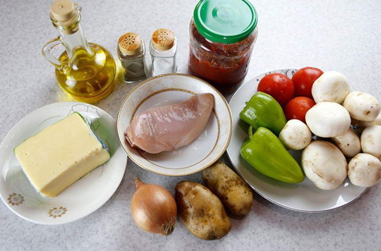 Жульен с грибами и курицей