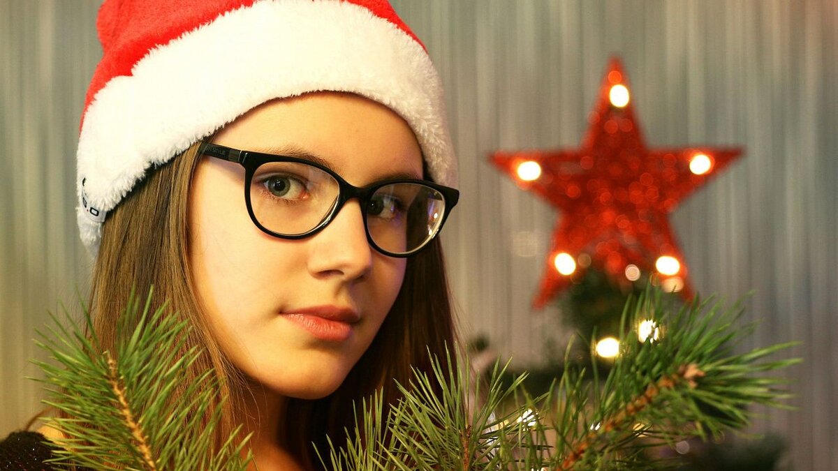    Год Кролика можно встречать в одежде синего, черного, фиолетового, красного, оранжевого и зеленого цветов. Фото: pxhere.com