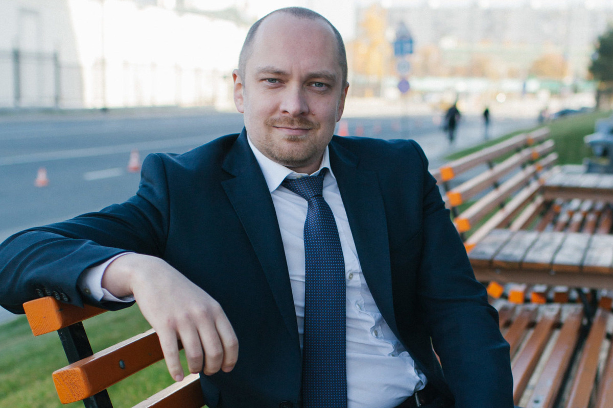 Антон Логинов