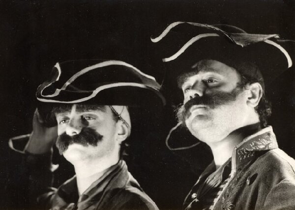 Церишенко слева